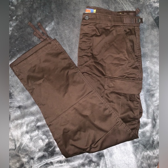 Empyre Pants Empyre Loose Fit Dark Brown Cargo Skate Pants Poshmark